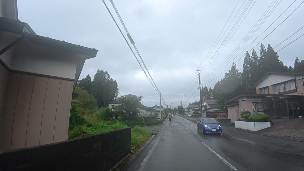 ゆるやかな上りが続く道(17.7km付近)